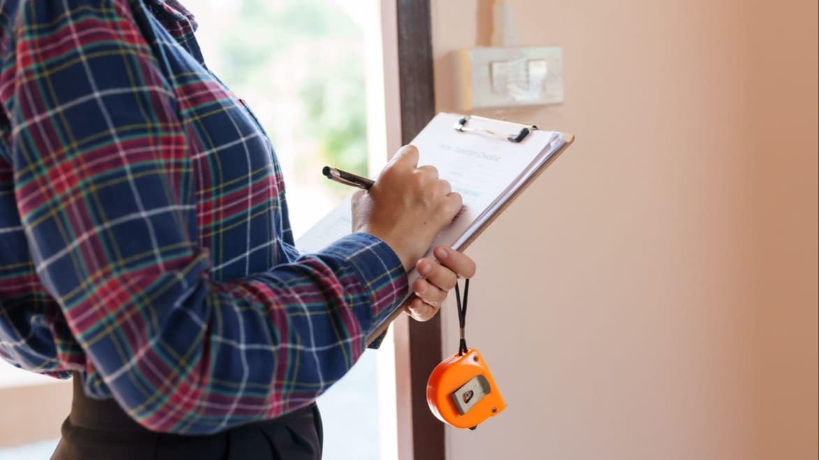 Gas Safe Engineer Jobs: How to Find Flexible Local Work with Helpi (No Fees!) cover image