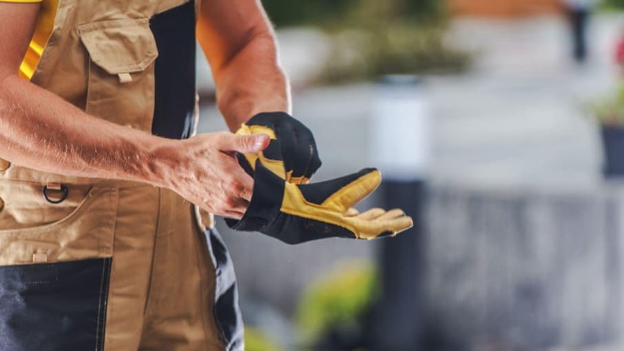 Gas Safe Engineer Jobs: How to Find Flexible Local Work with Helpi (No Fees!) content image 1